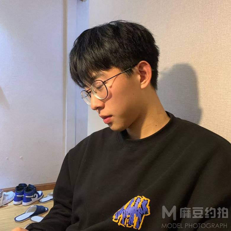 纪实模特