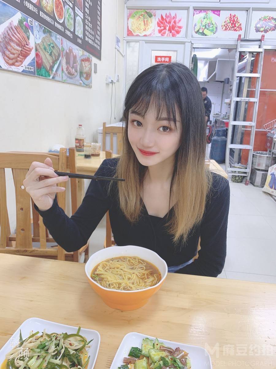 情侣模特