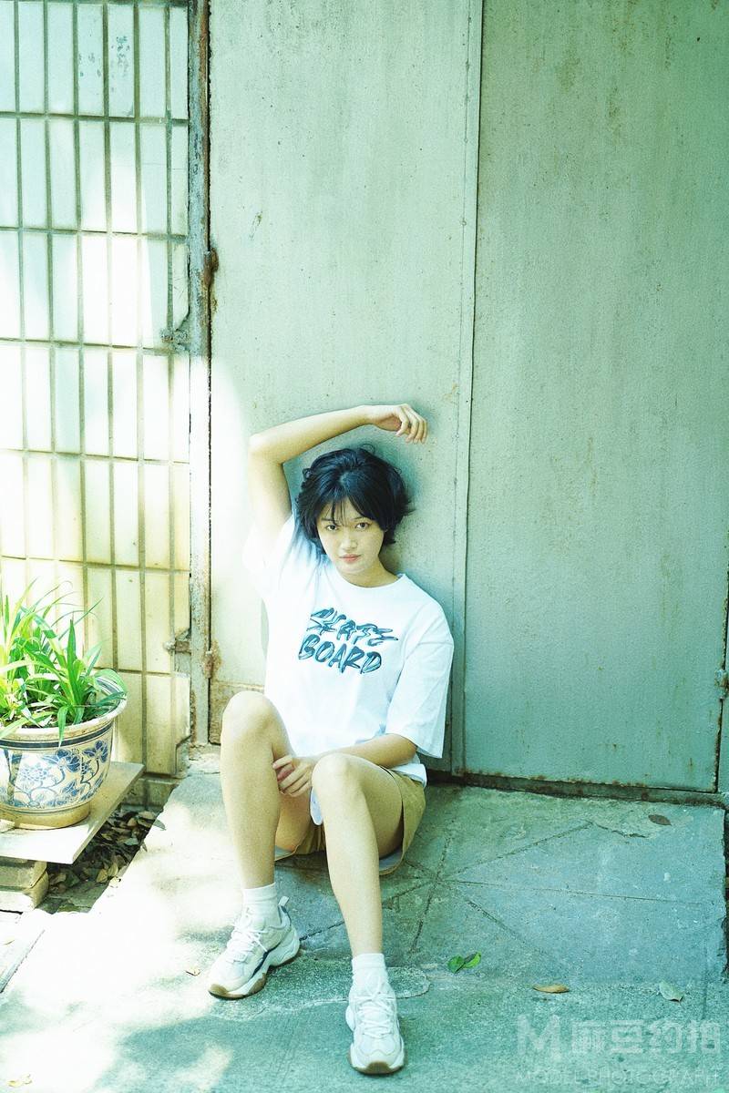 校园模特