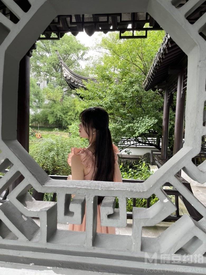 清新模特