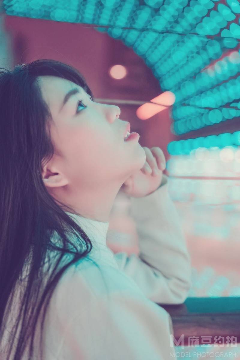 夜景模特