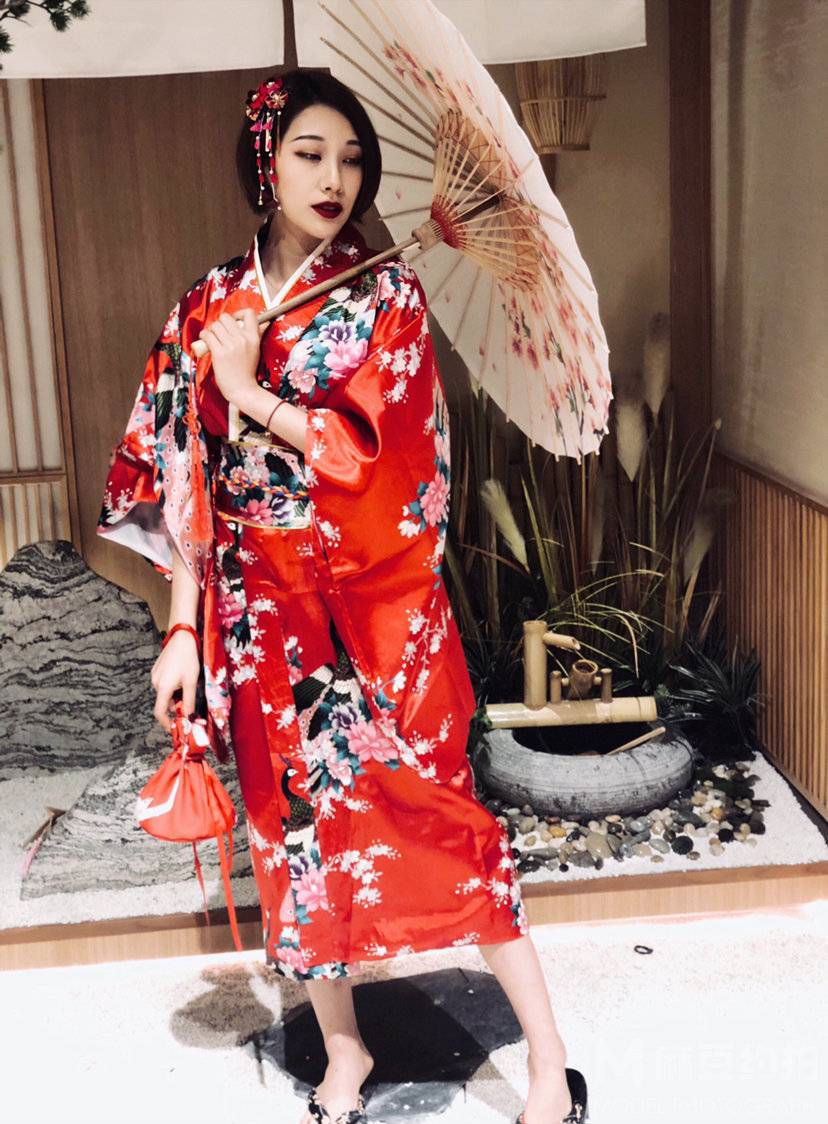 和服模特