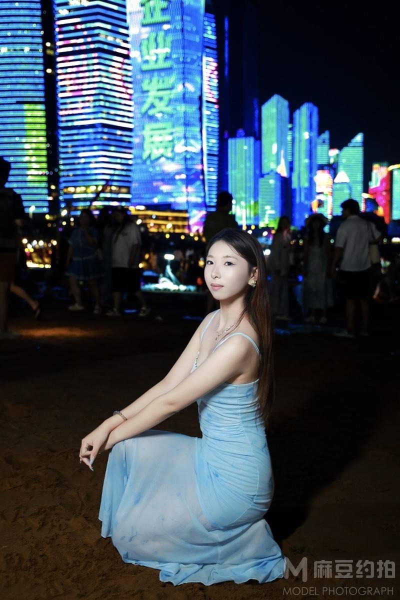 夜景模特