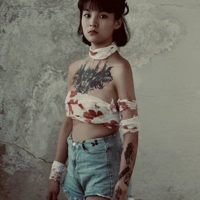 情绪模特