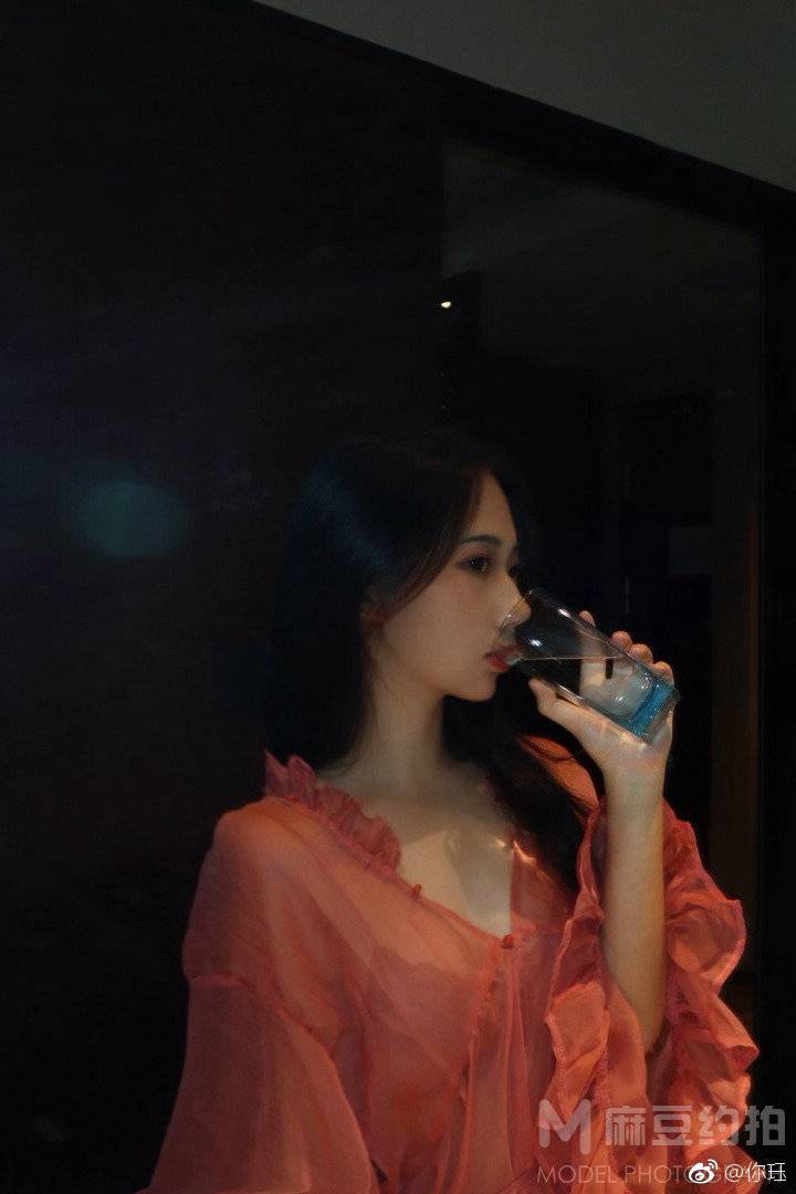 宝丽来模特