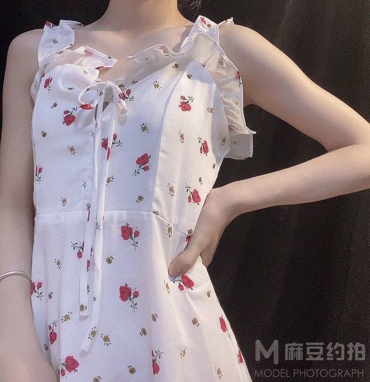 黑白模特