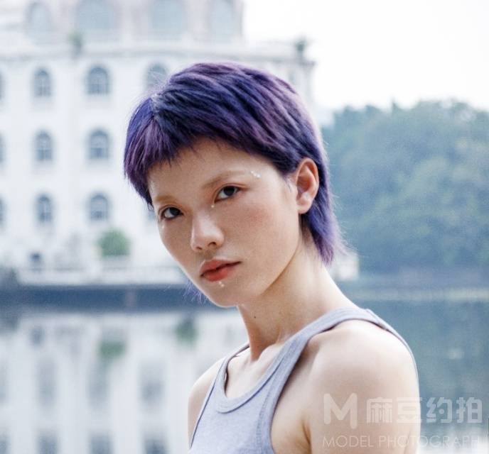 妆容模特