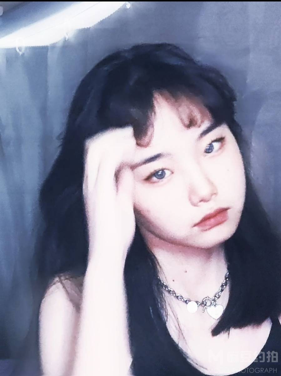 胶片模特