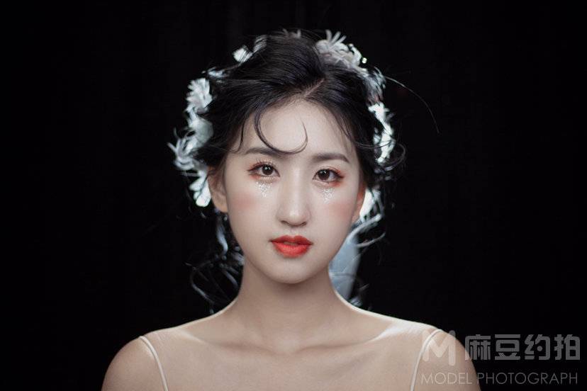 妆容模特