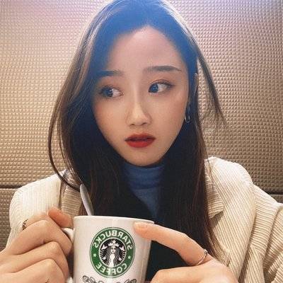 黑白模特