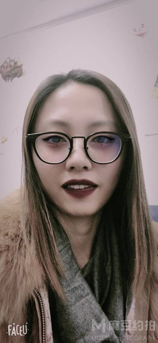 暗黑模特
