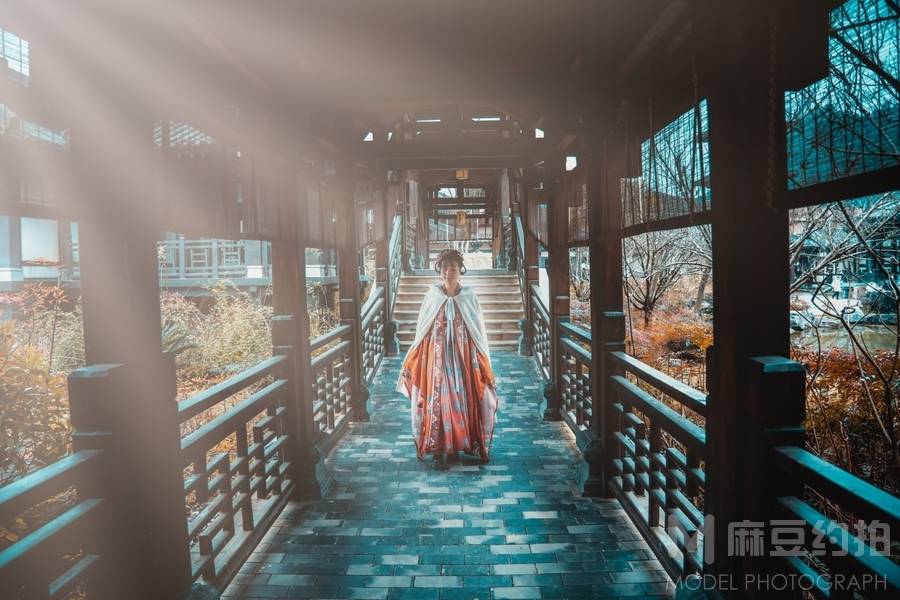 汉服模特