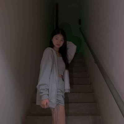 黑白模特