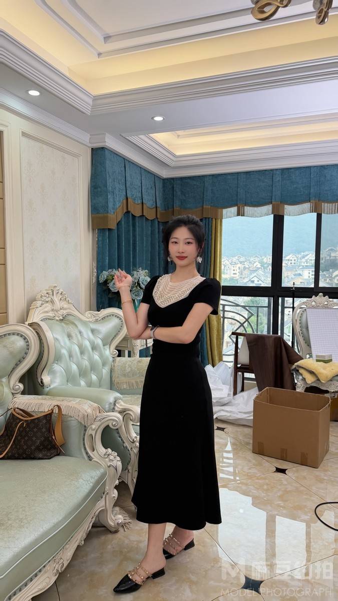 清新模特