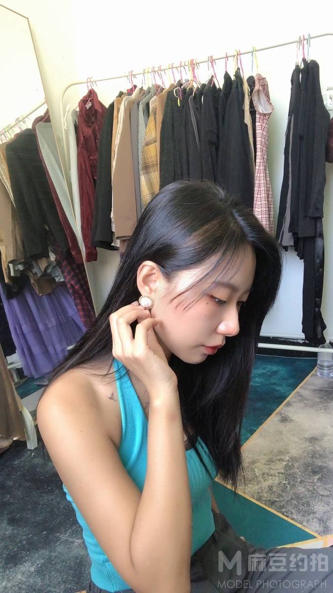 妆容模特