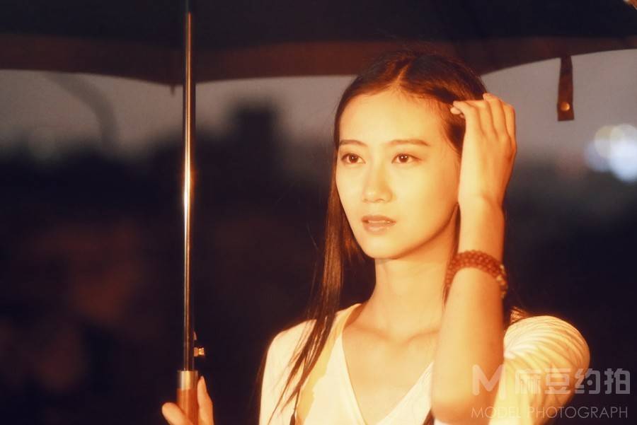 夜景模特
