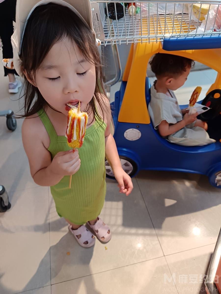 清新模特