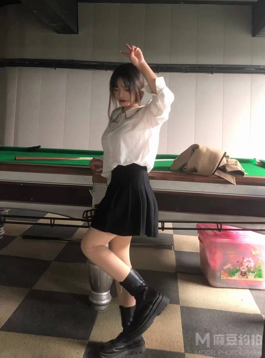 清新模特