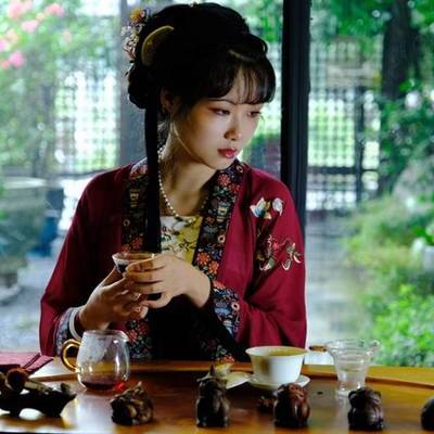 汉服模特