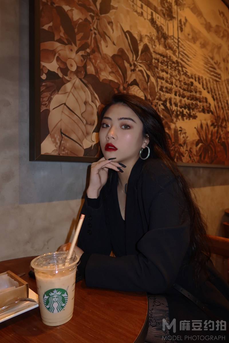 暗黑模特