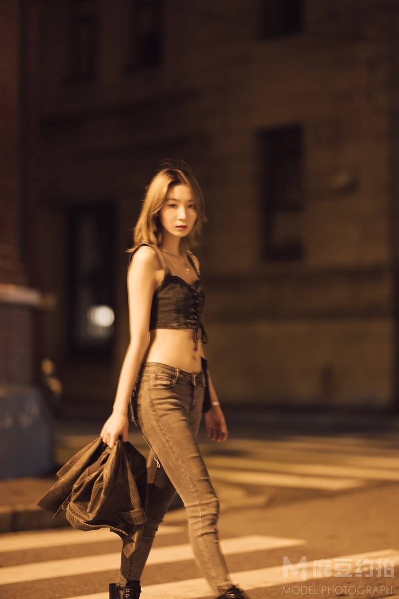 夜景模特