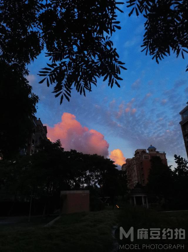 校园模特