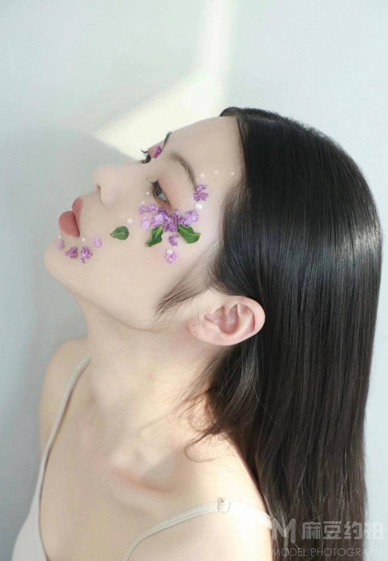 胶片模特