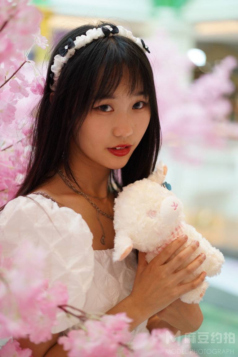 妆容模特