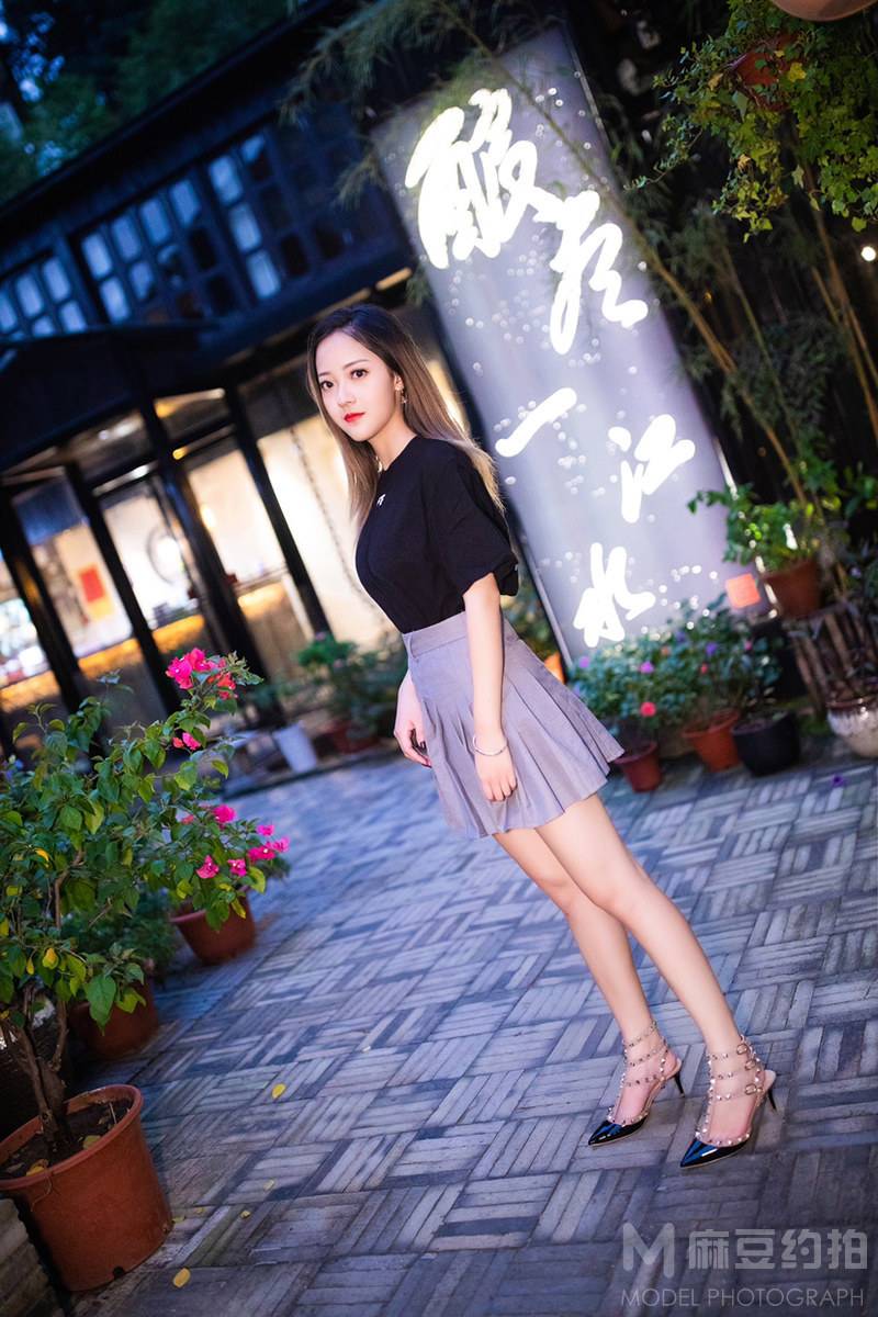 夜景模特