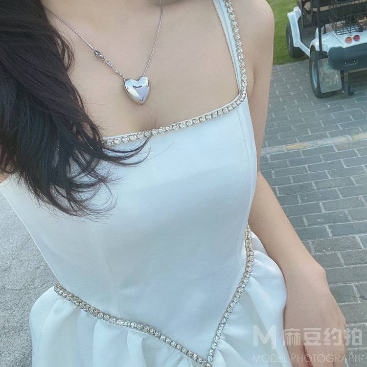 黑白模特