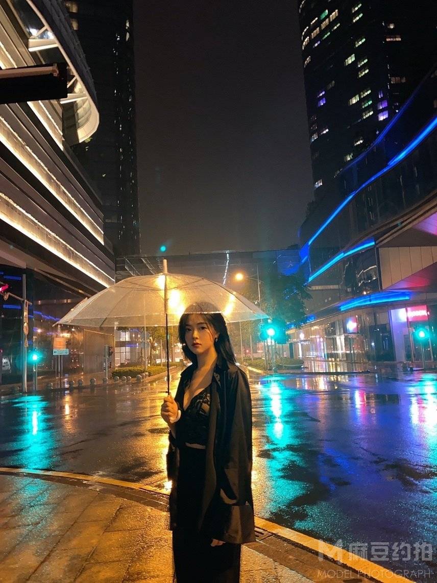 夜景模特