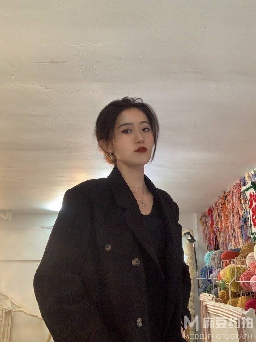 暗黑模特