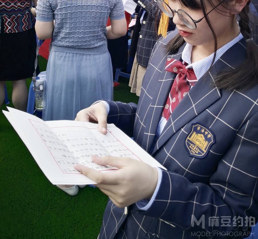 校园模特