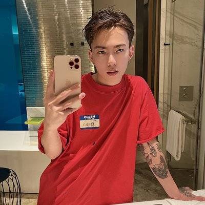 黑白模特