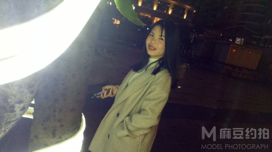 夜景模特