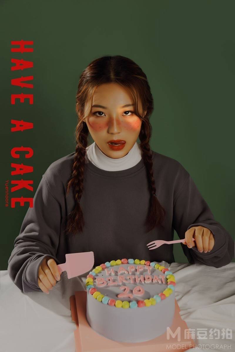 情绪模特