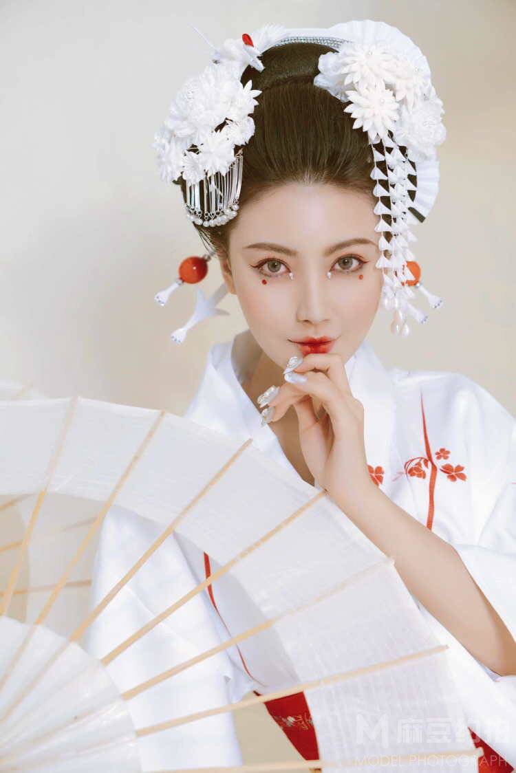 和服模特