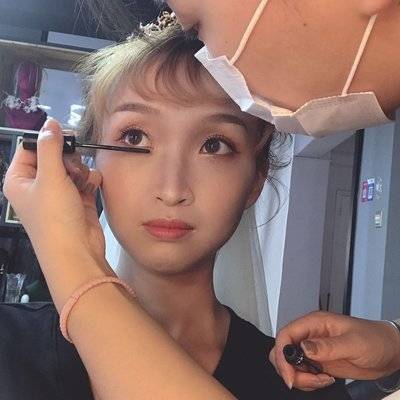妆容模特