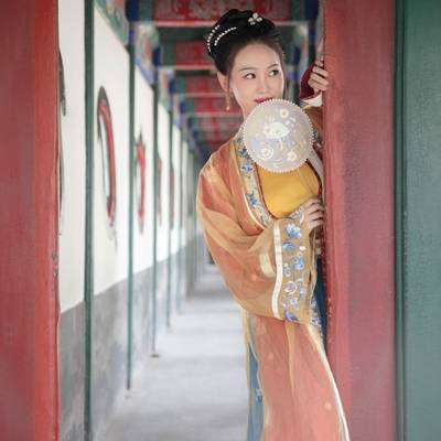 汉服模特