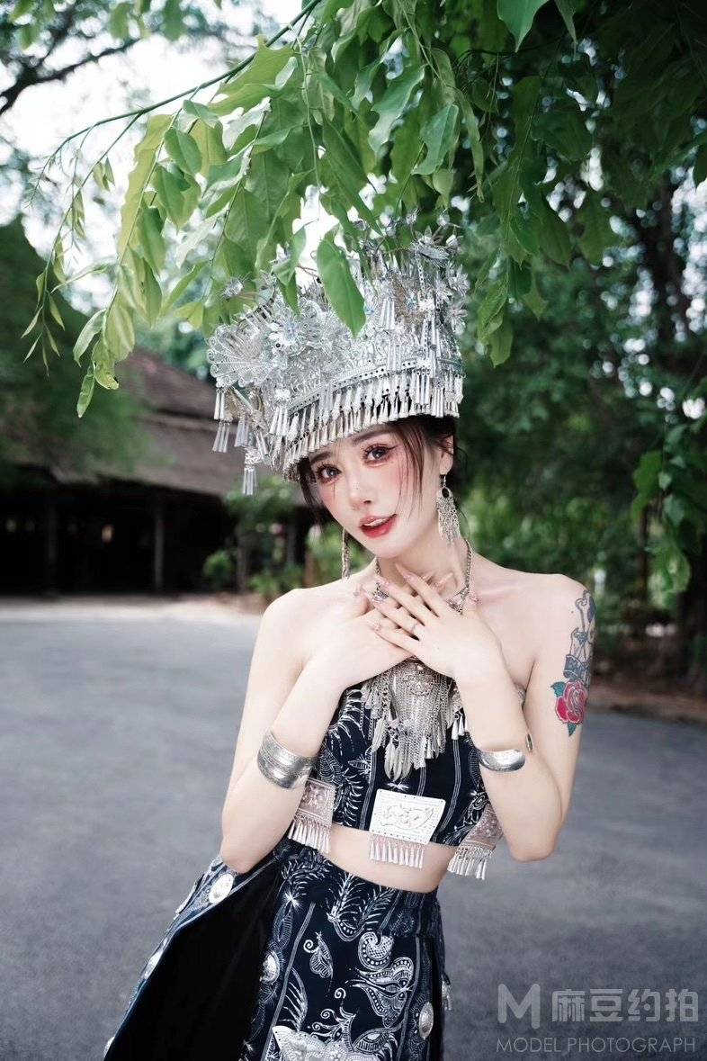 妆容模特