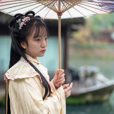 汉服模特