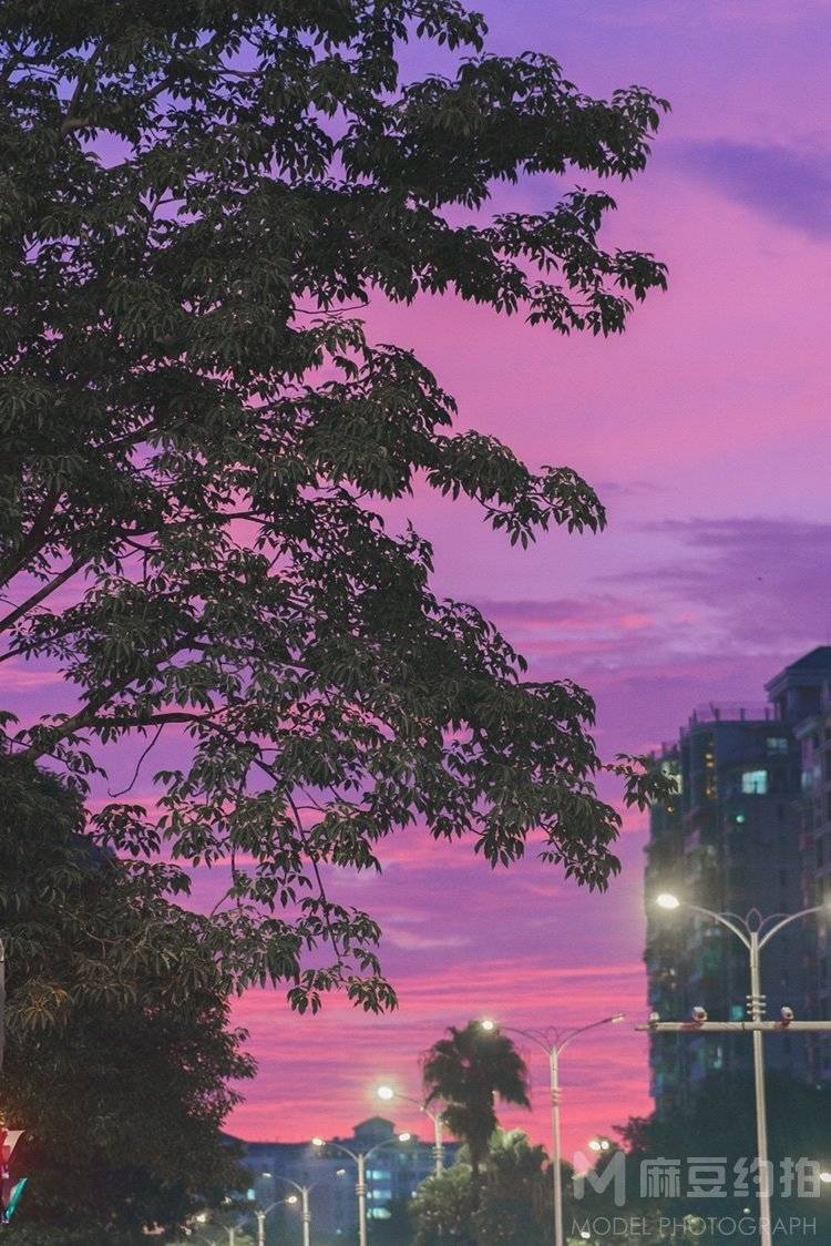 夜景模特