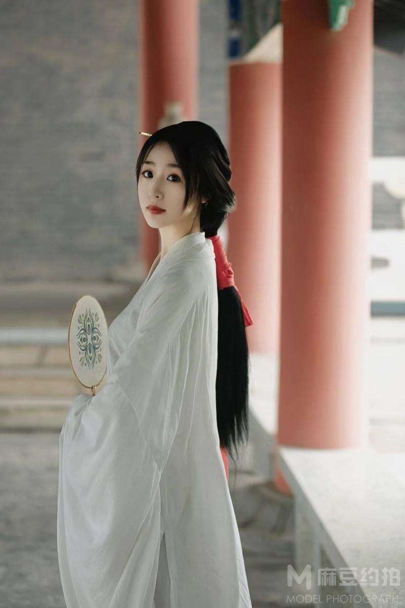 黑白模特