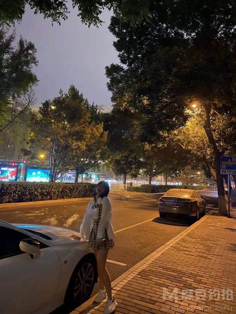 夜景模特