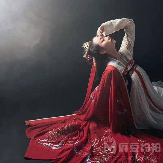 民国模特