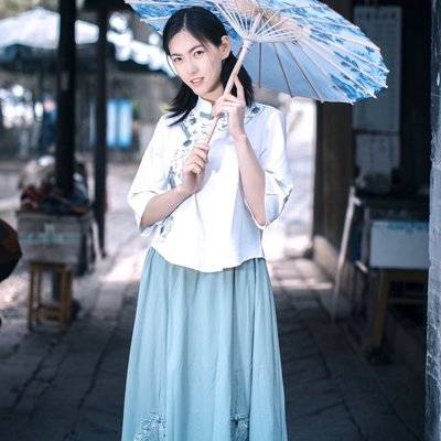 汉服模特