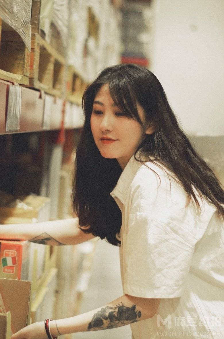 胶片模特