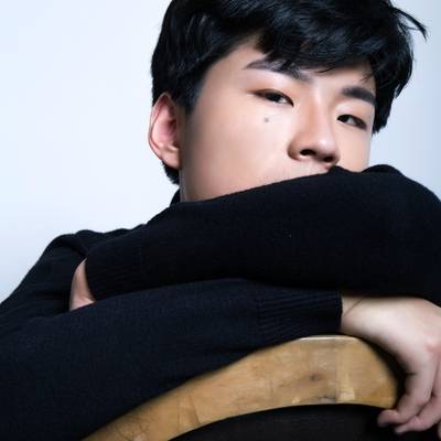 黑白模特