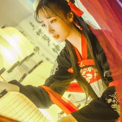 汉服模特