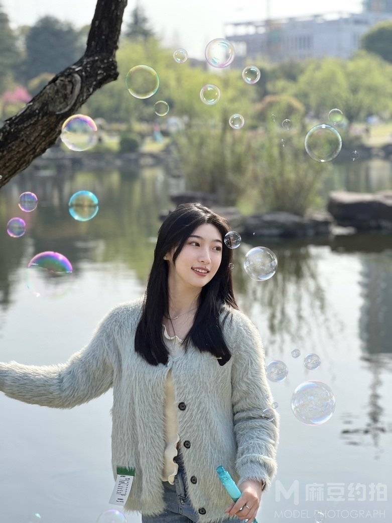 清新模特